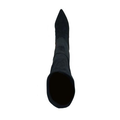 Hohe schwarze Stiefel mit Absatz