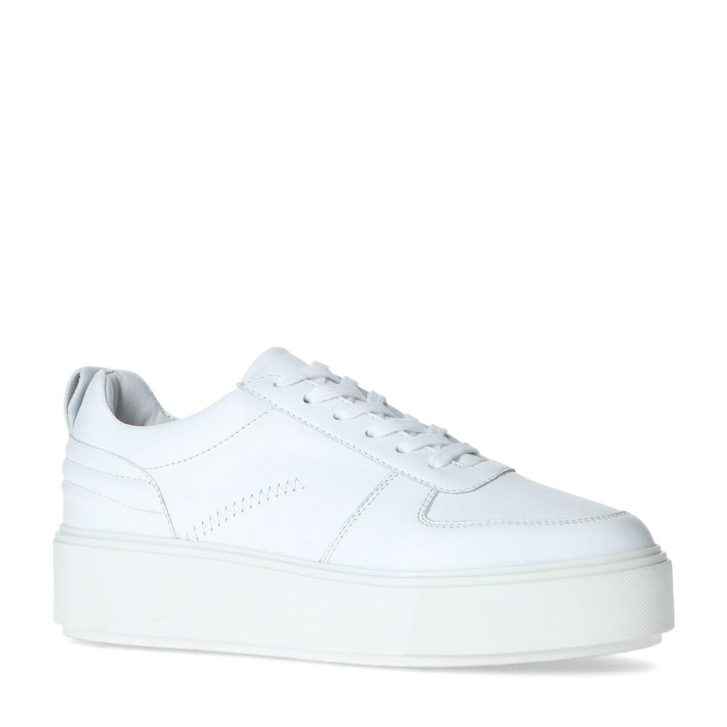 Witte sneakers met plateauzool