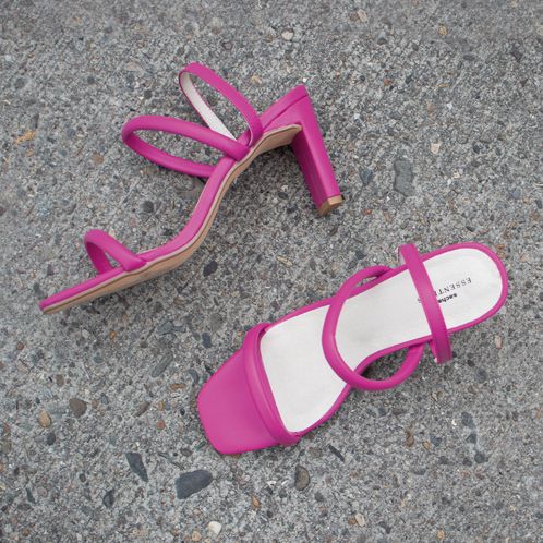 Roze sandalen met rechte hak