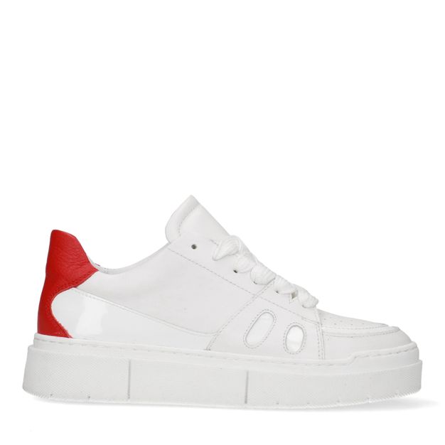 Witte leren sneakers met rood detail