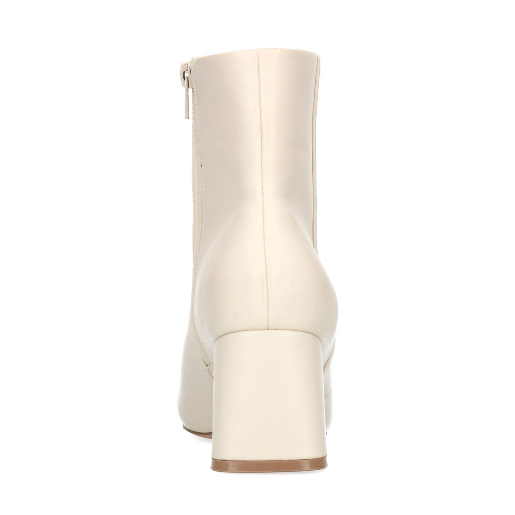Off white enkellaarsjes met blokhak