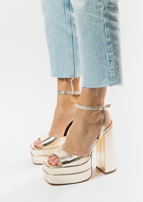 Goldfarbene Plateau-Pumps