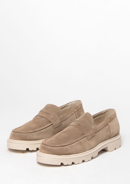 Beige chunky suède loafers