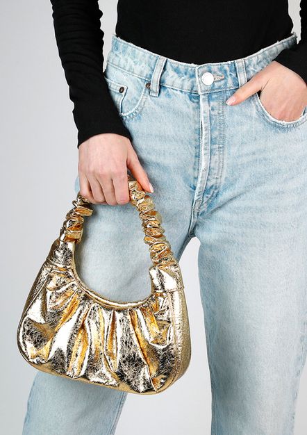 Goldfarbene Handtasche mit Falten-Details
