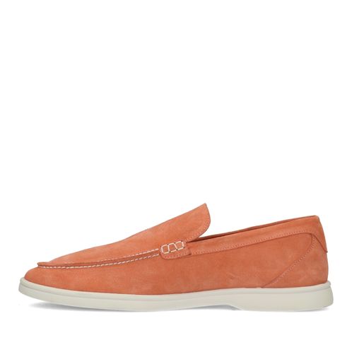 Oranje suède loafers