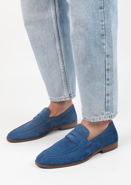 Blauwe suède penny loafers