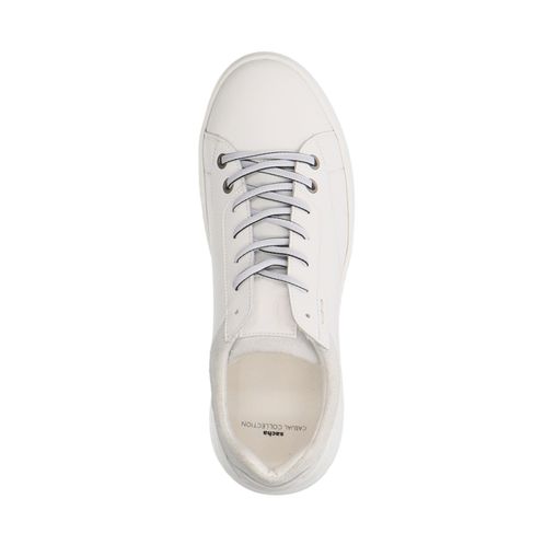 Witte leren sneakers