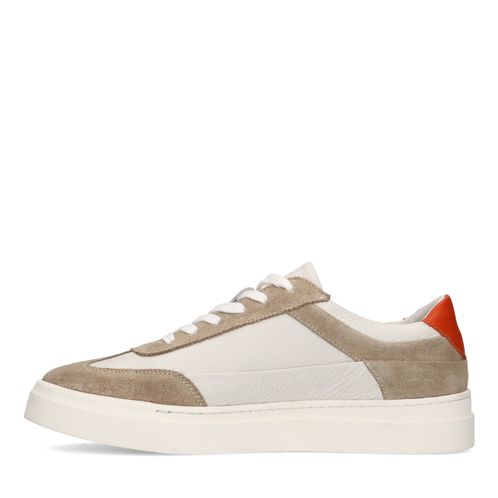 Beige sneakers met suède details
