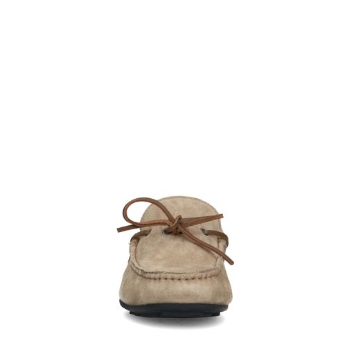 Beigefarbene Veloursleder-Loafer mit Jute-Detail