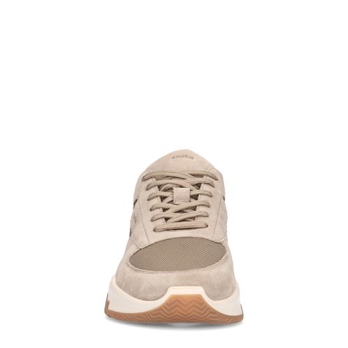 Beige suède sneakers