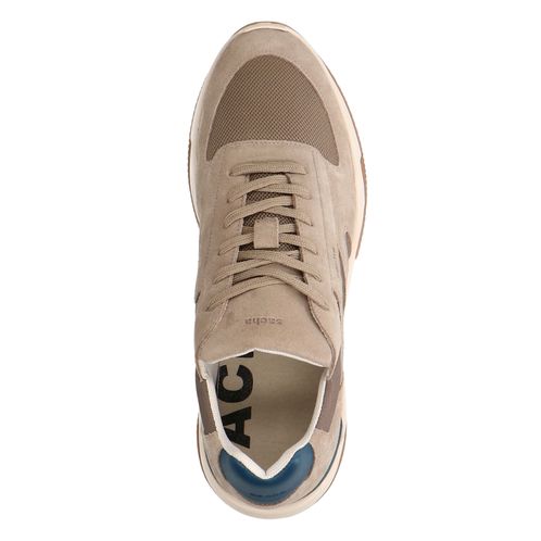 Beige suède sneakers