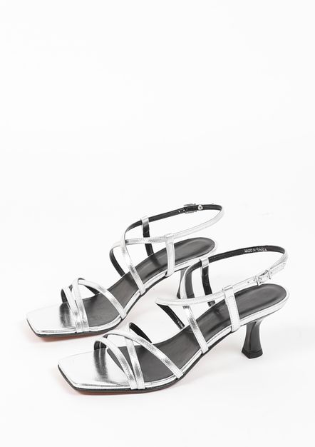Zilveren metallic sandalen met trechterhak