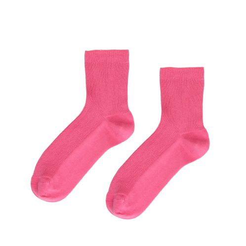 Roze sokken met ribpatroon