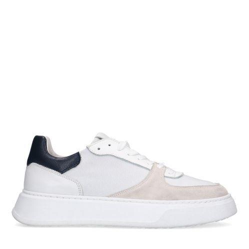 Witte leren sneakers