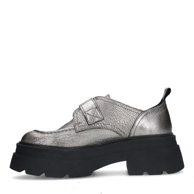 Zilveren platform loafers met gesp
