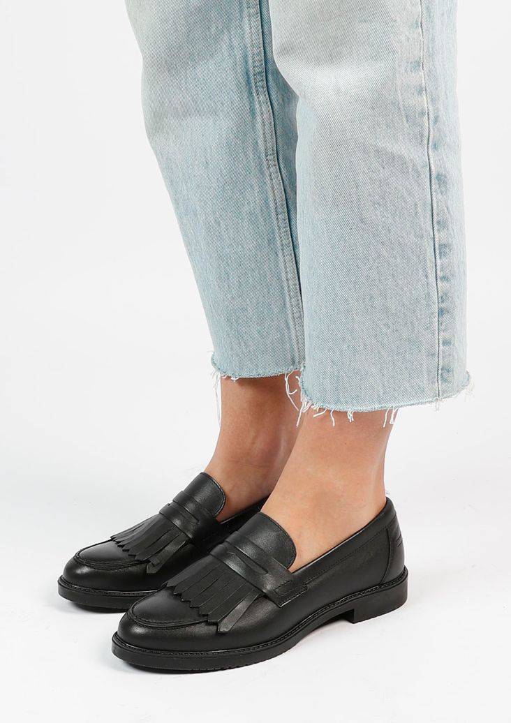 Zwarte leren loafers met franjes