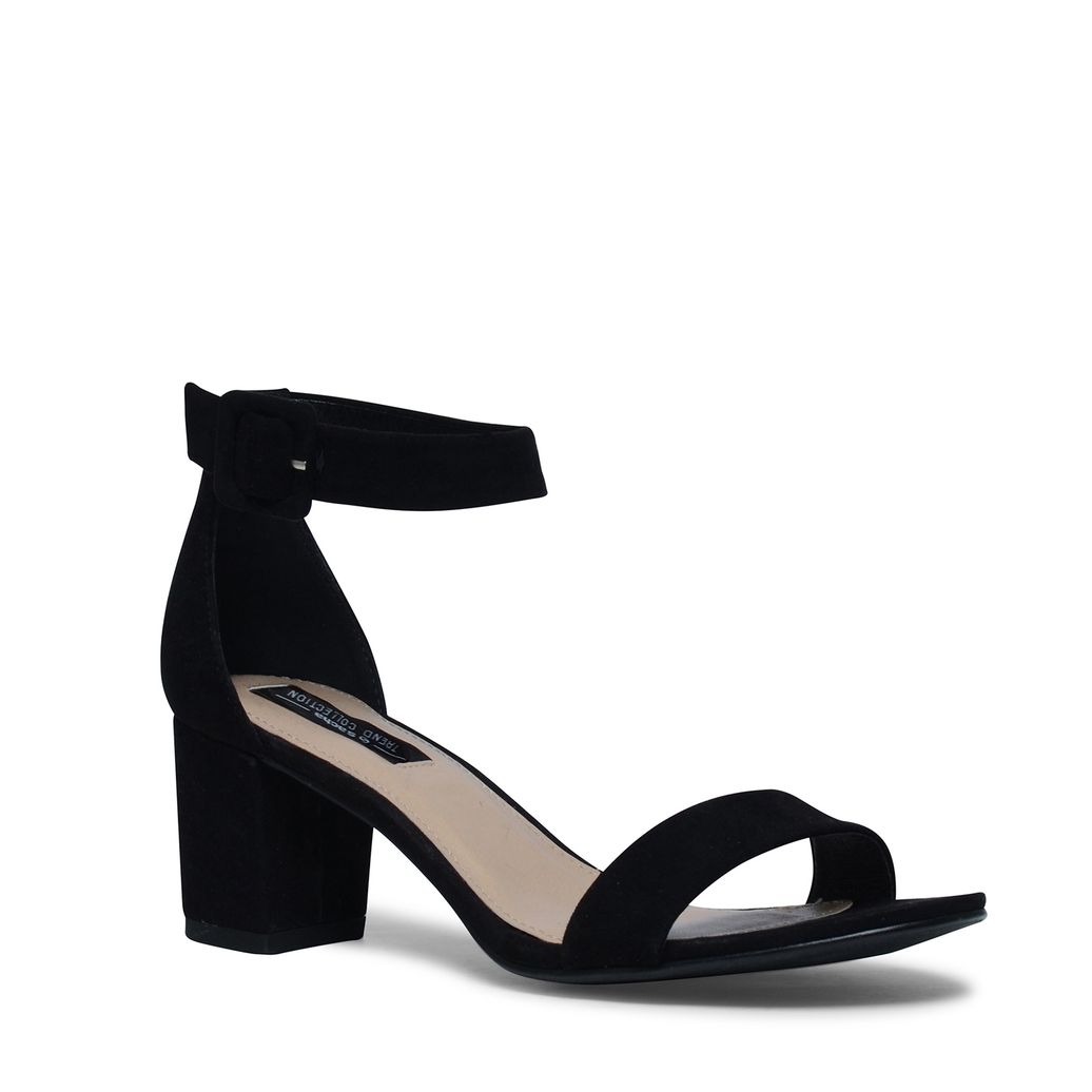 Zwarte sandalen met hak