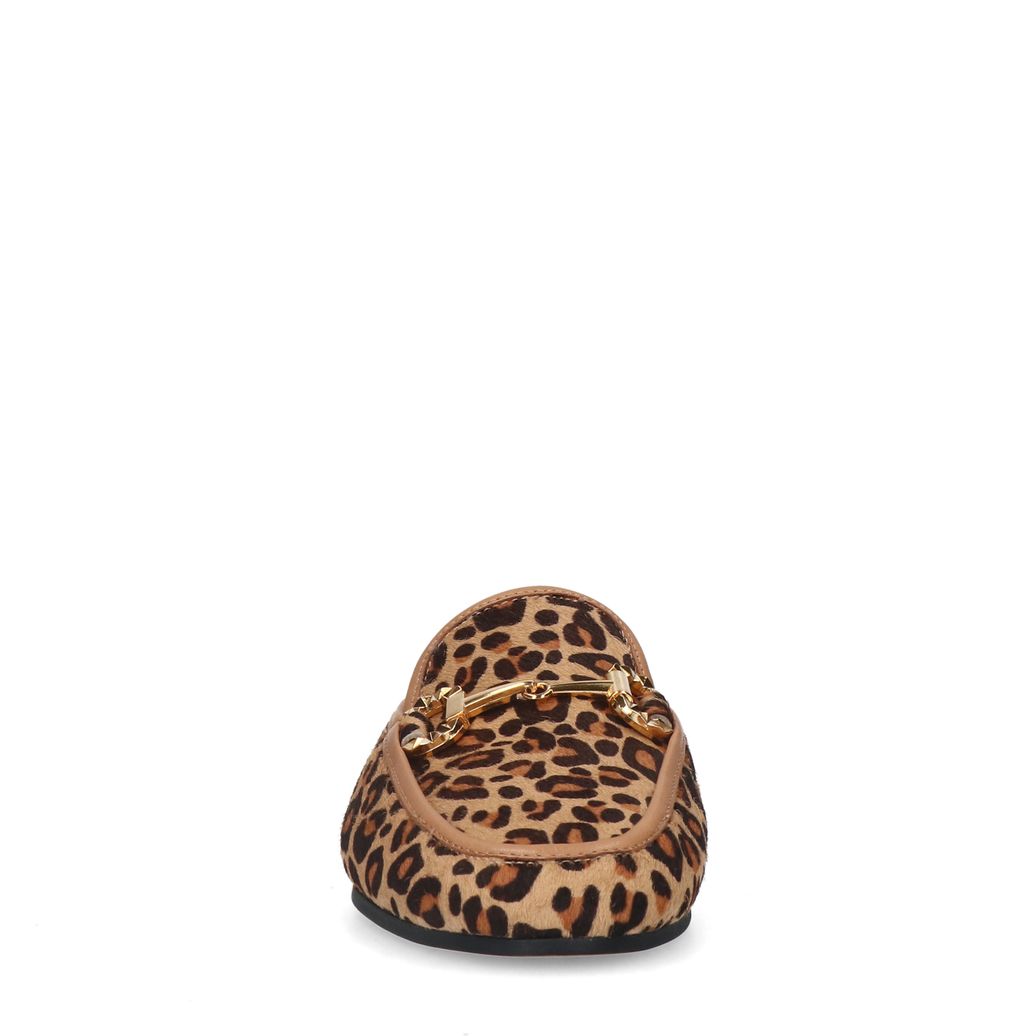 Leopard slip on loafers met goudkleurige chain