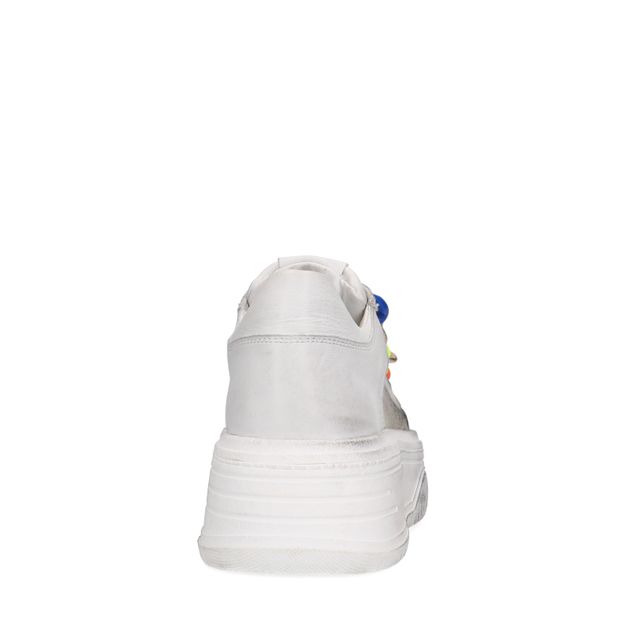 Weiße Ledersneaker mit mehrfarbige Details