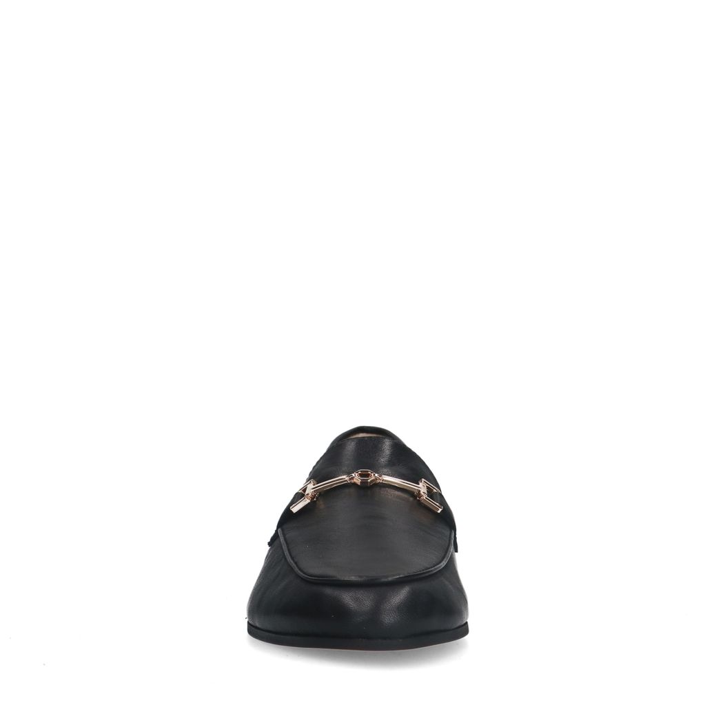 Zwarte leren loafers met goudkleurige chain