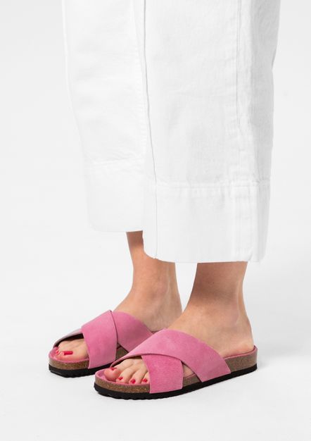 Roze suède slippers