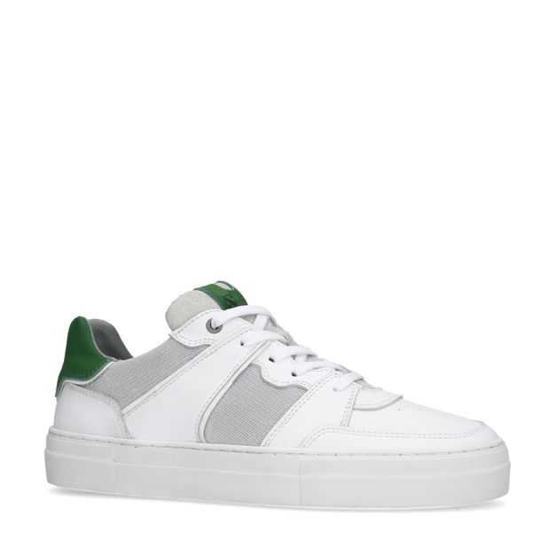 Witte leren sneakers met groene details
