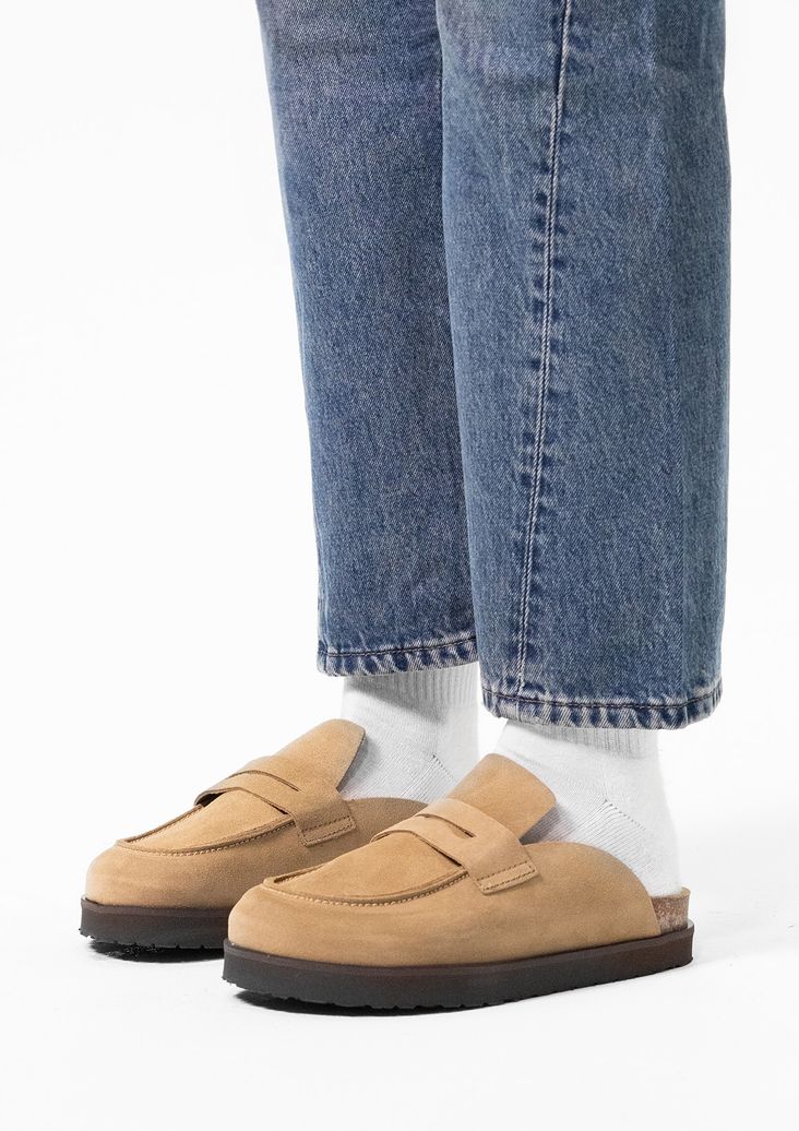 Chaussures à enfiler en daim - taupe