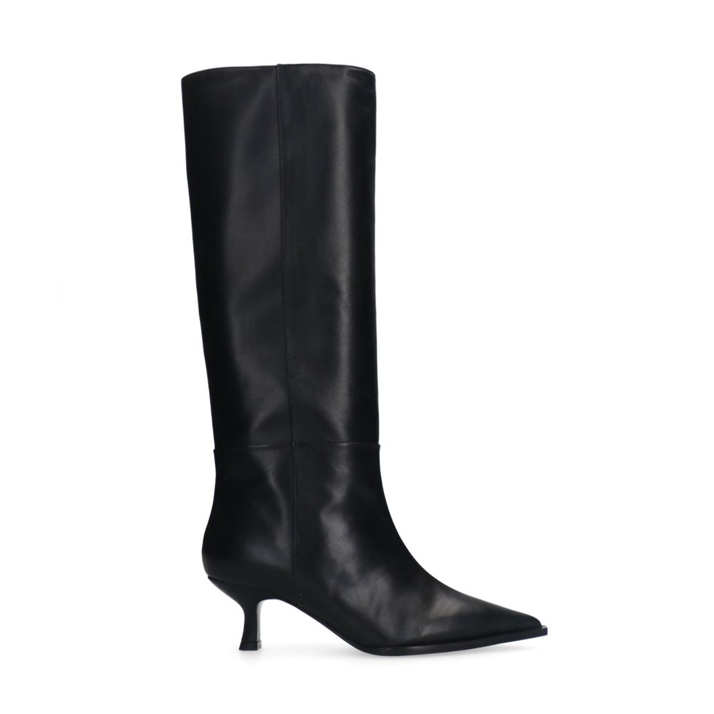Schwarze Lederstiefel mit Kitten Heel