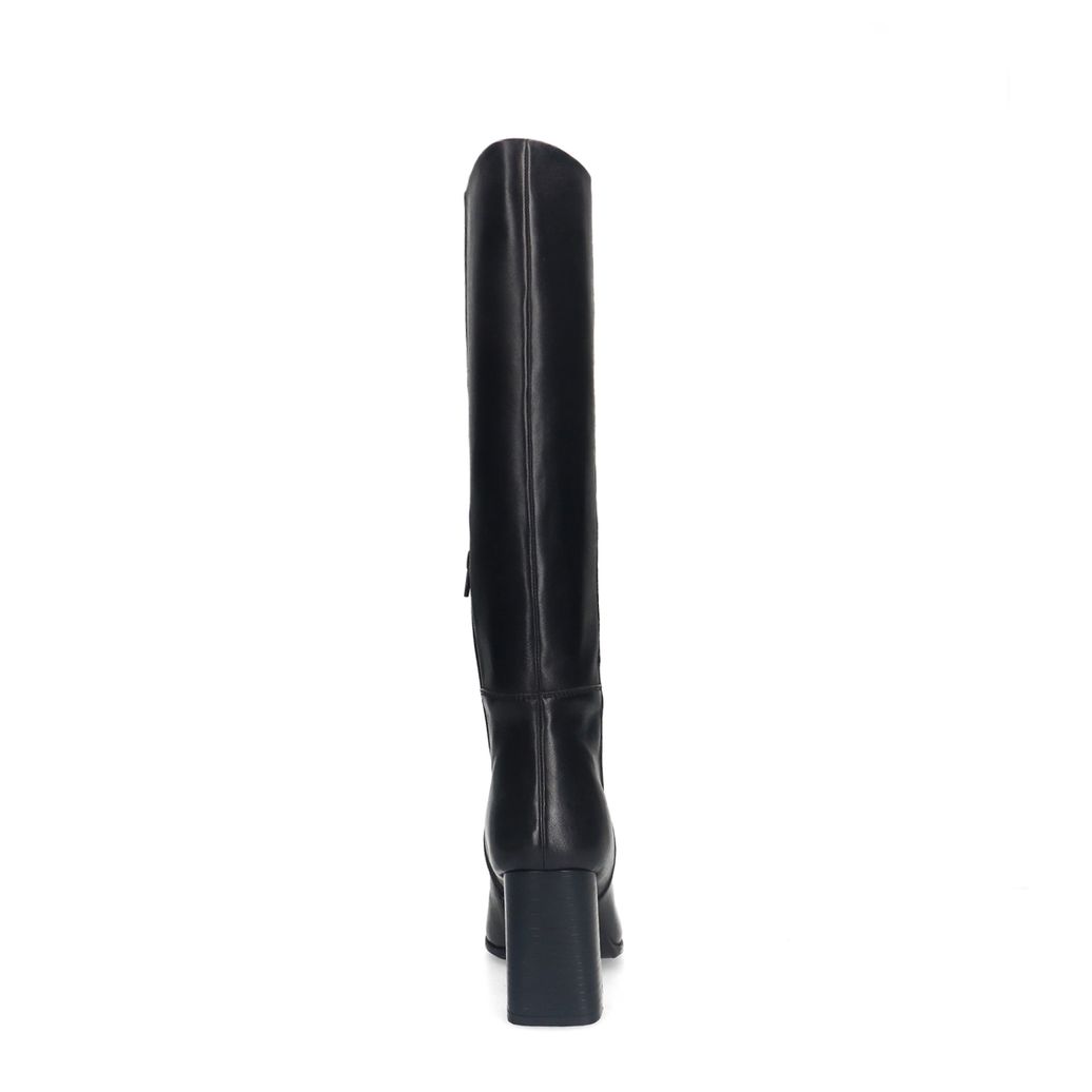 Schwarze Lederstiefel mit Absatz