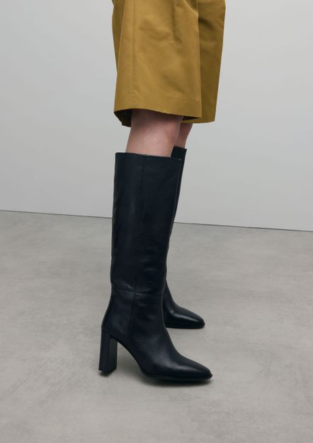 Bottes hautes en cuir à talon - noir
