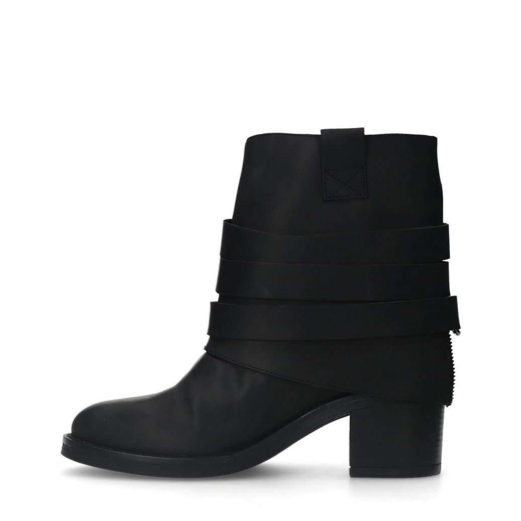 Schwarze Lederstiefeletten mit Schnallen