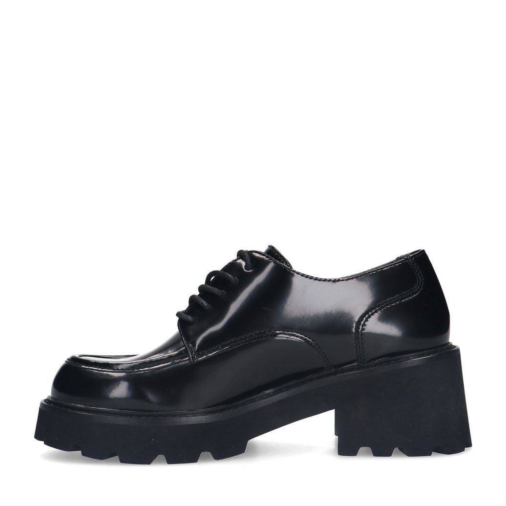 Schwarze Lederschnürschuhe