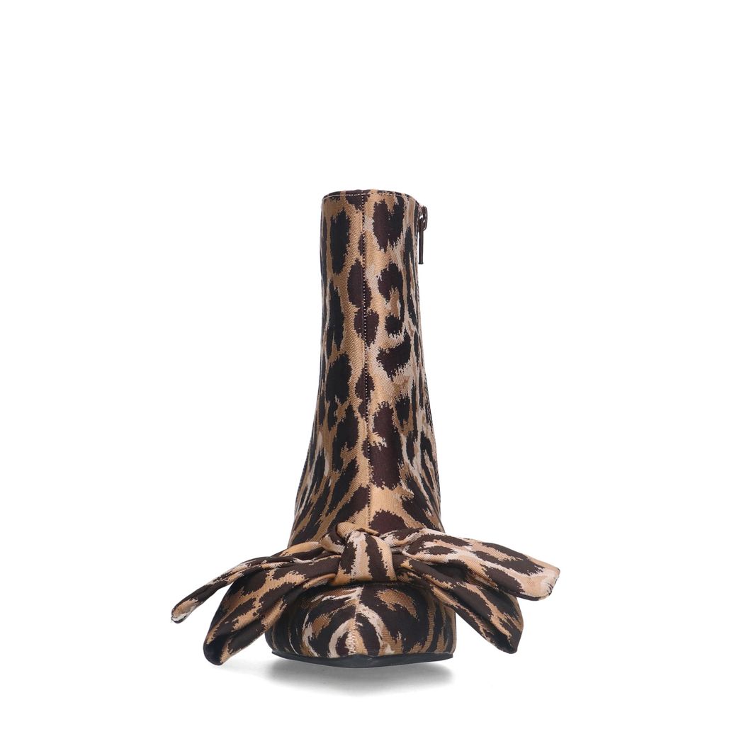 Leopard enkellaarsjes met hak