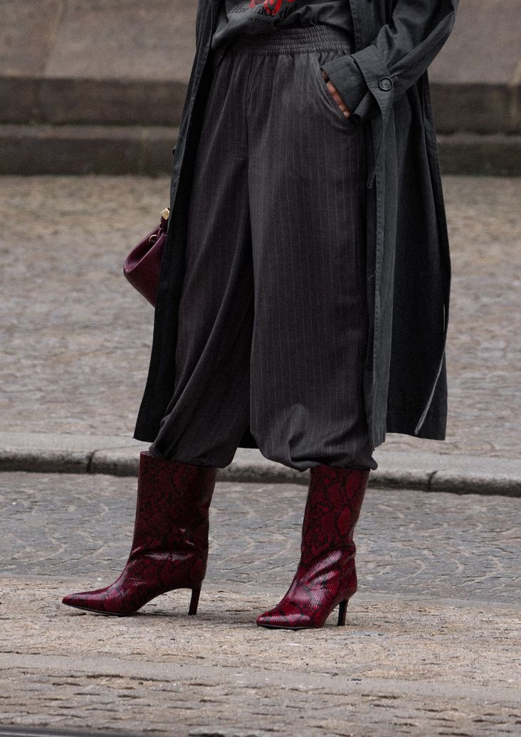 Bottines serpent à talon - rouge