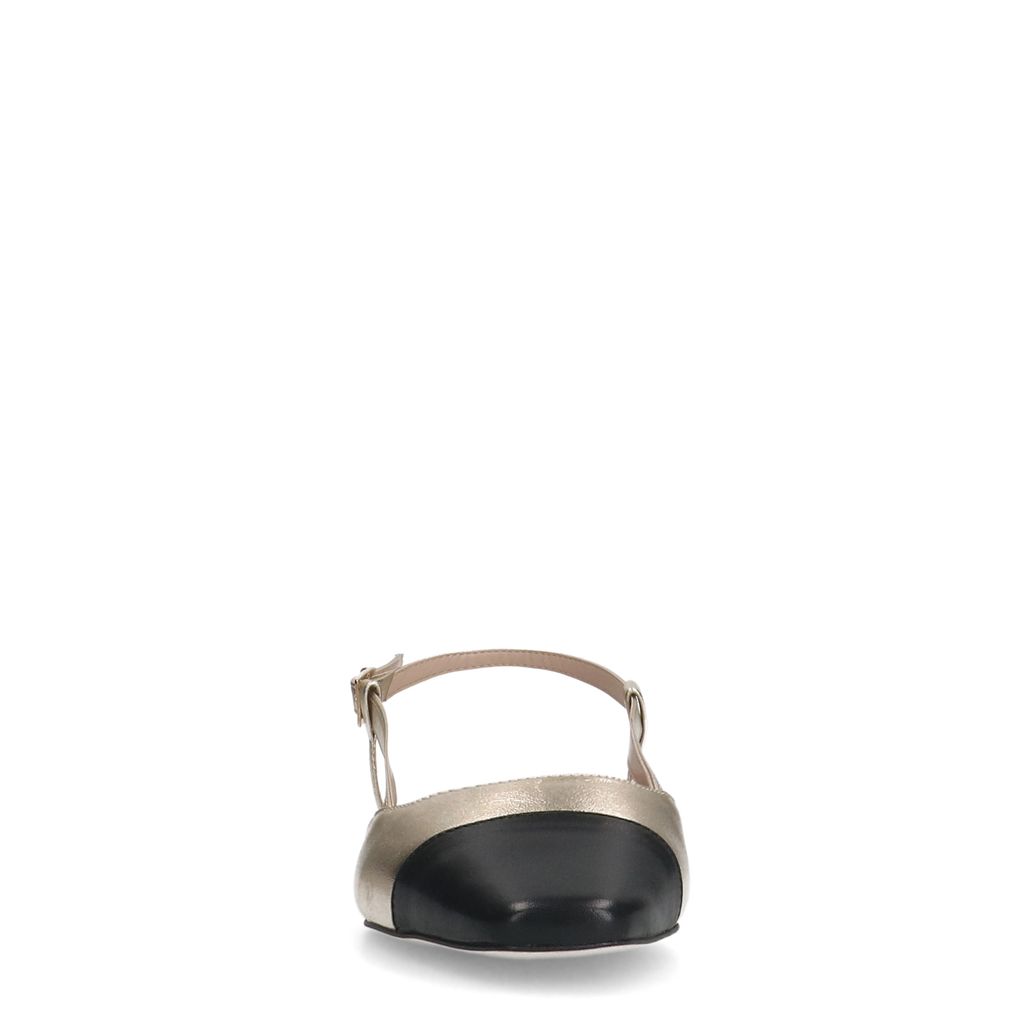Goldfarbene Slingbacks aus Leder