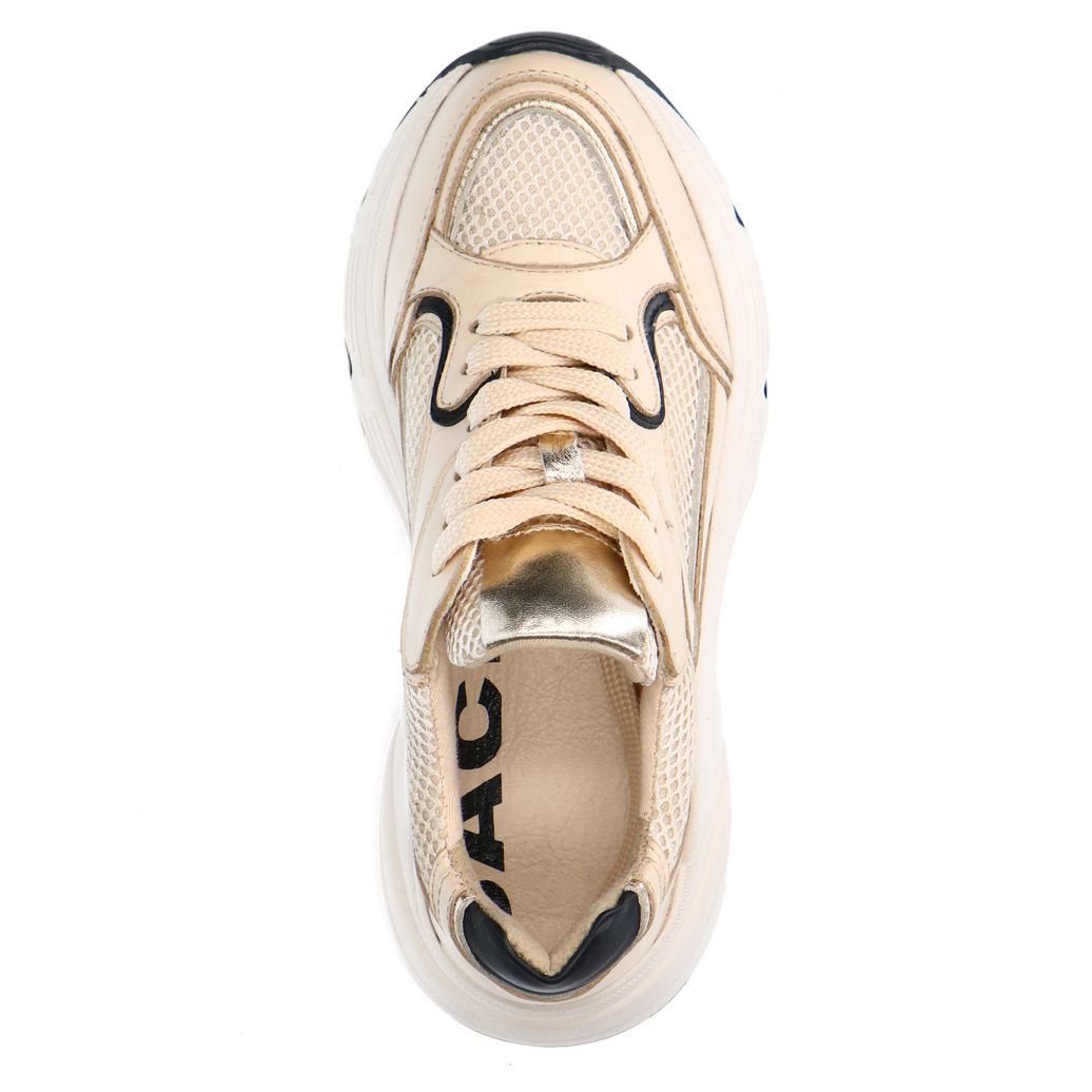 Beige leren sneakers met gouden details