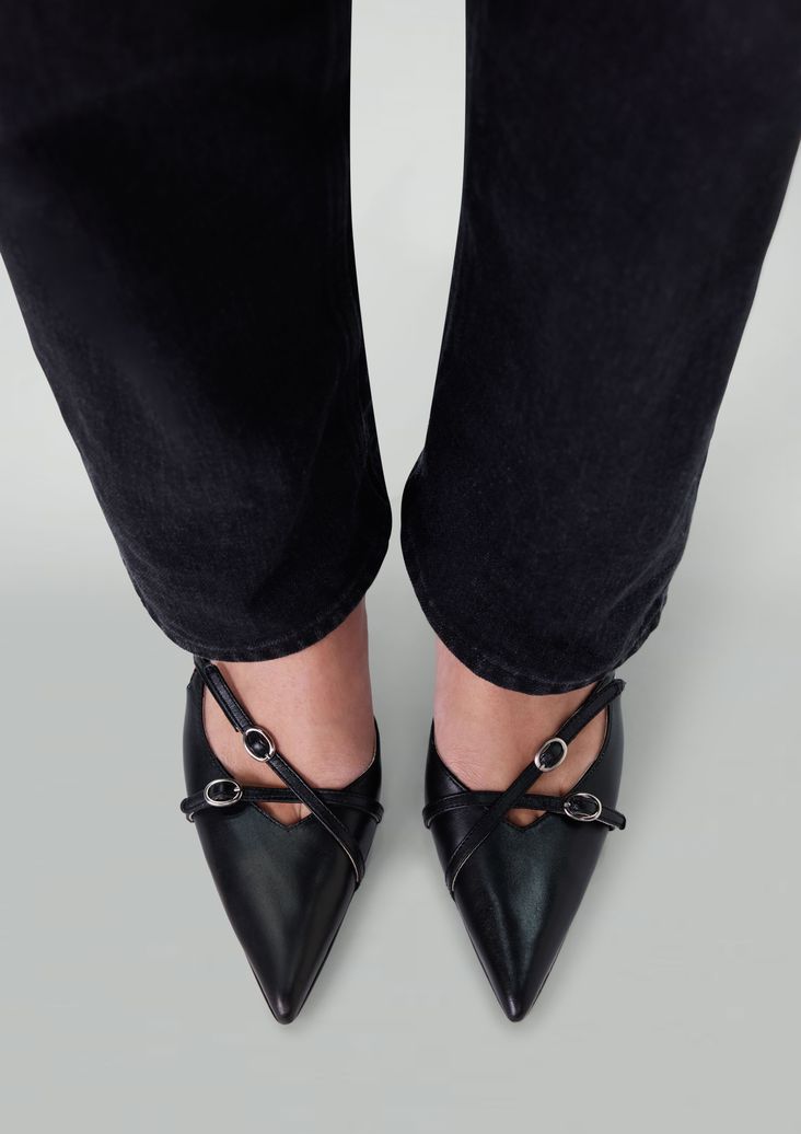 Zwarte leren slingbacks met gespen