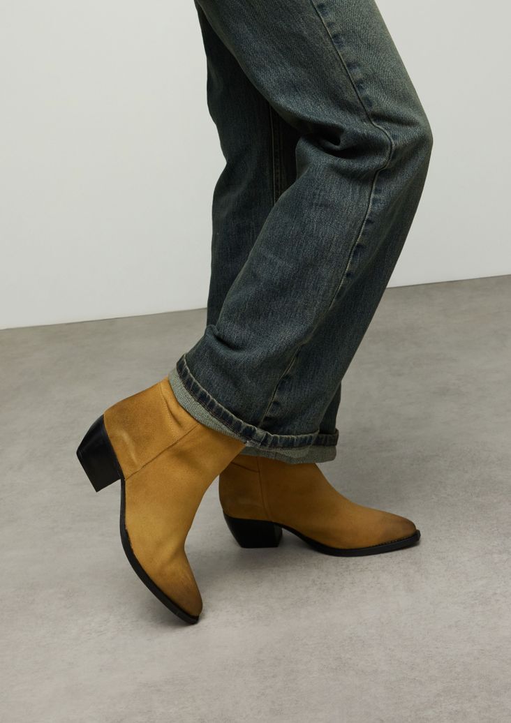 Bottines en daim à talon - taupe