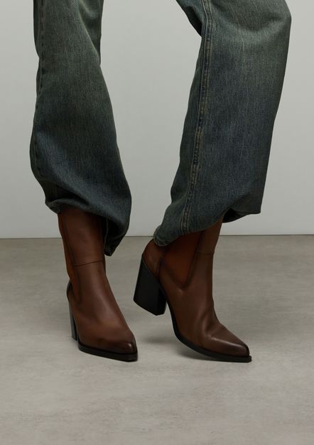 Bottines chelsea en cuir à talon - marron