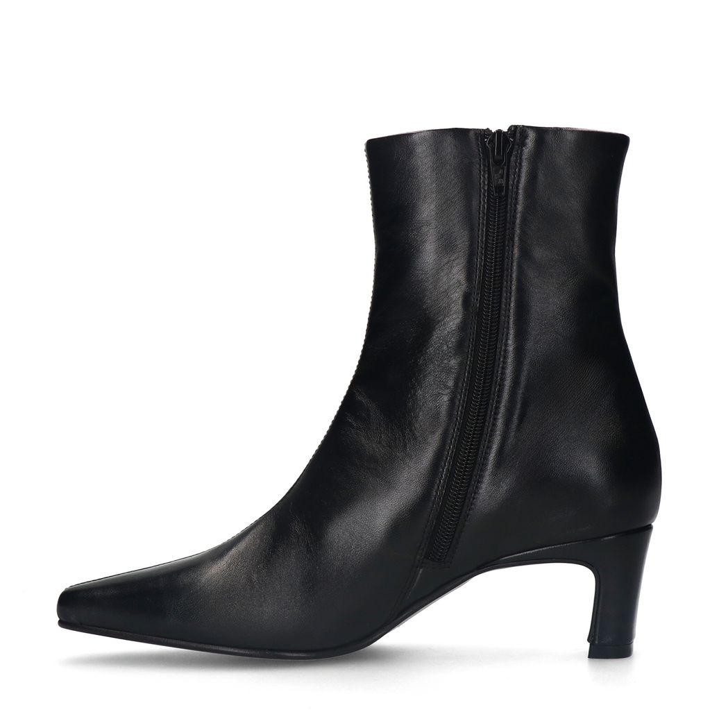 Schwarze Lederstiefeletten mit Absatz