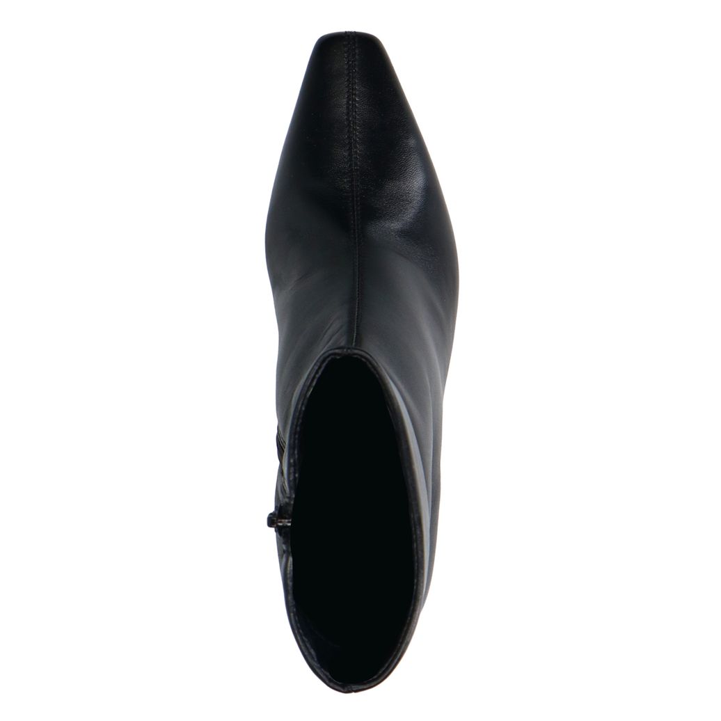 Schwarze Lederstiefeletten mit Absatz