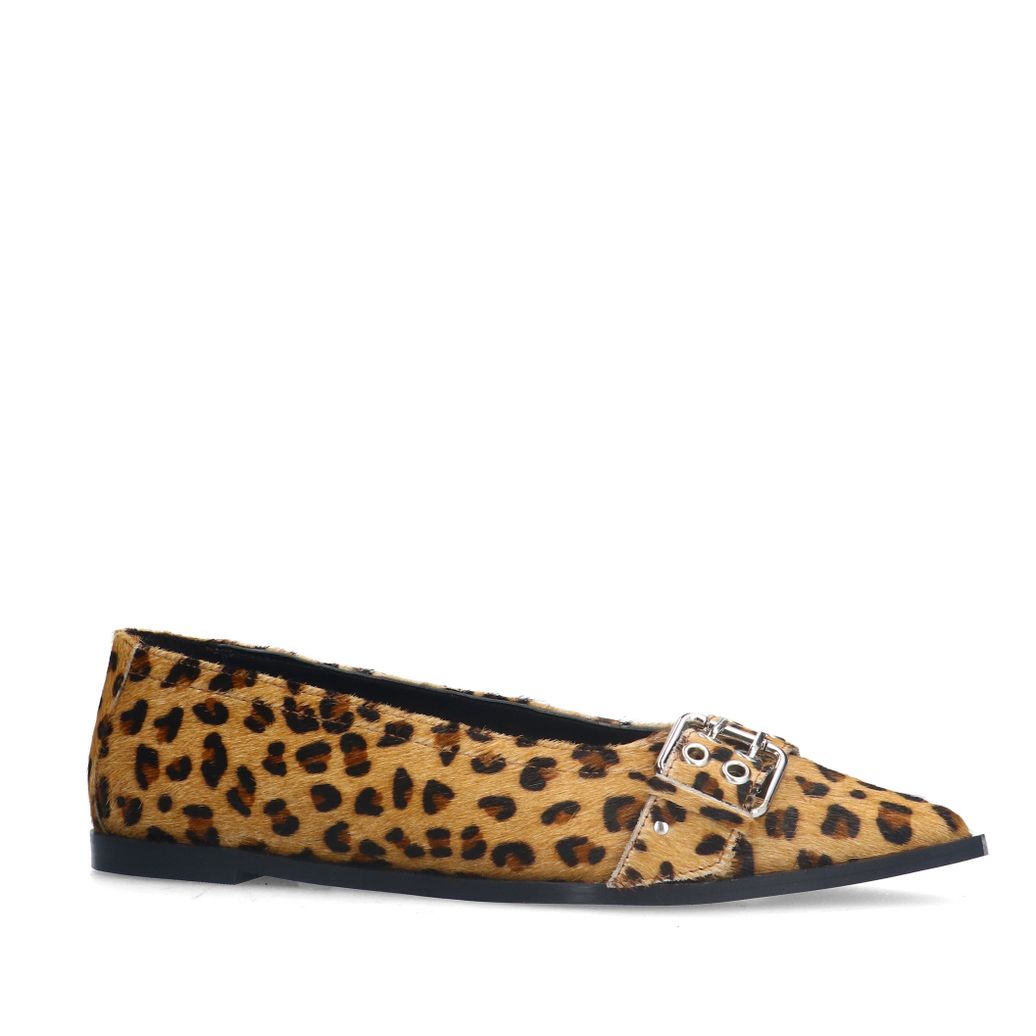 Ballerinas mit Schnalle und Leoprint