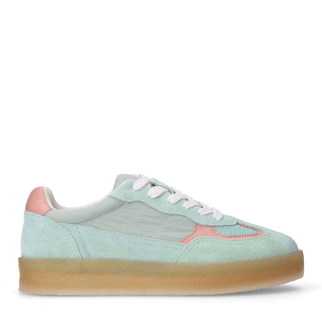 Baskets en daim avec détails - vert