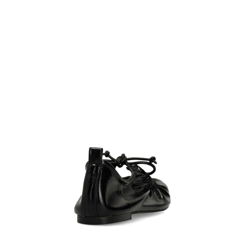 Schwarze Ballerinas mit Schnürung
