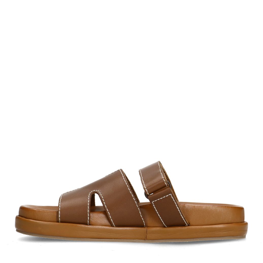 Cognac leren slippers met klittenband