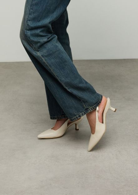 Escarpins slingback en cuir - blanc cassé