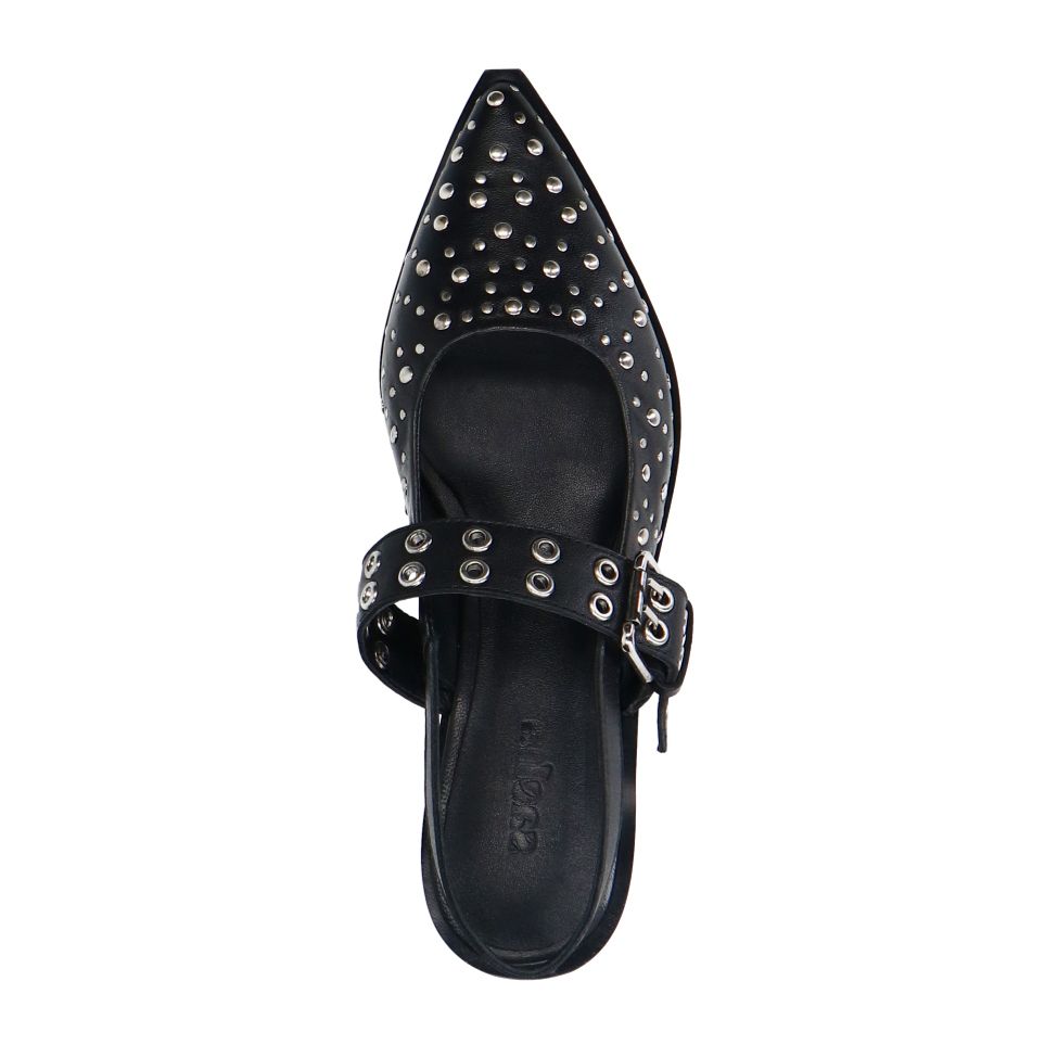 Zwarte leren slingbacks met studs en gesp