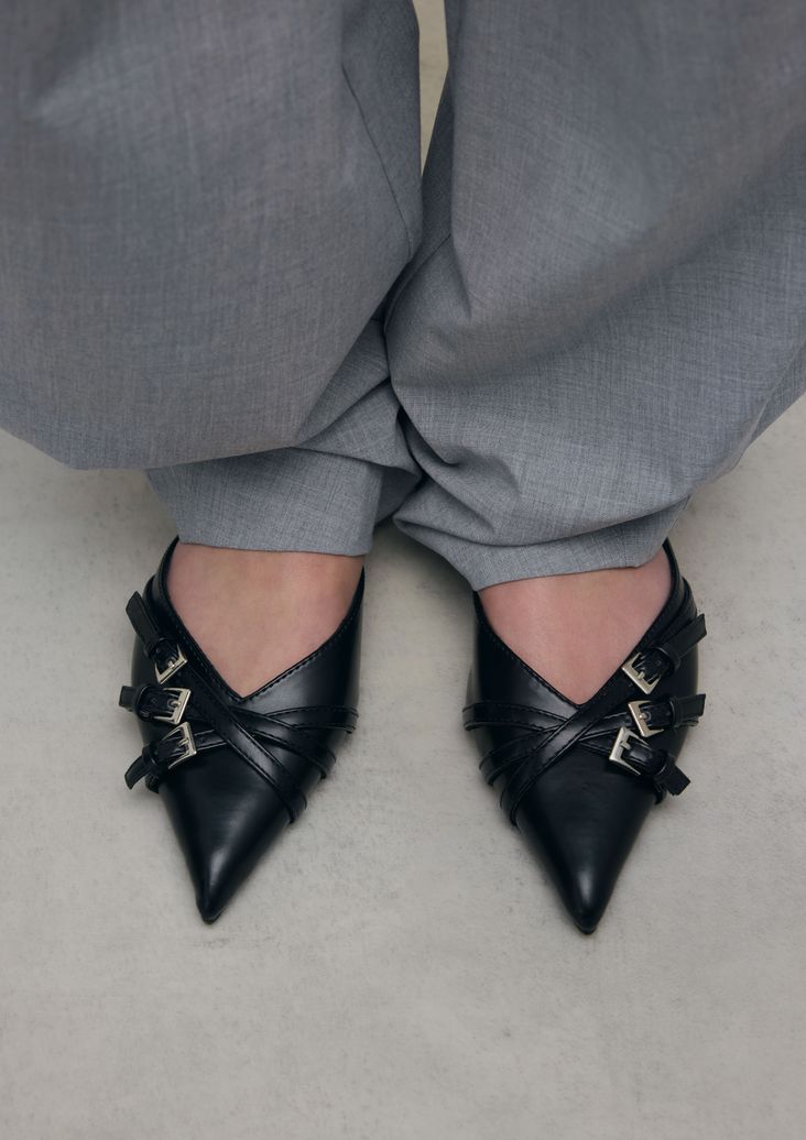 Slingbacks avec boucles - noir