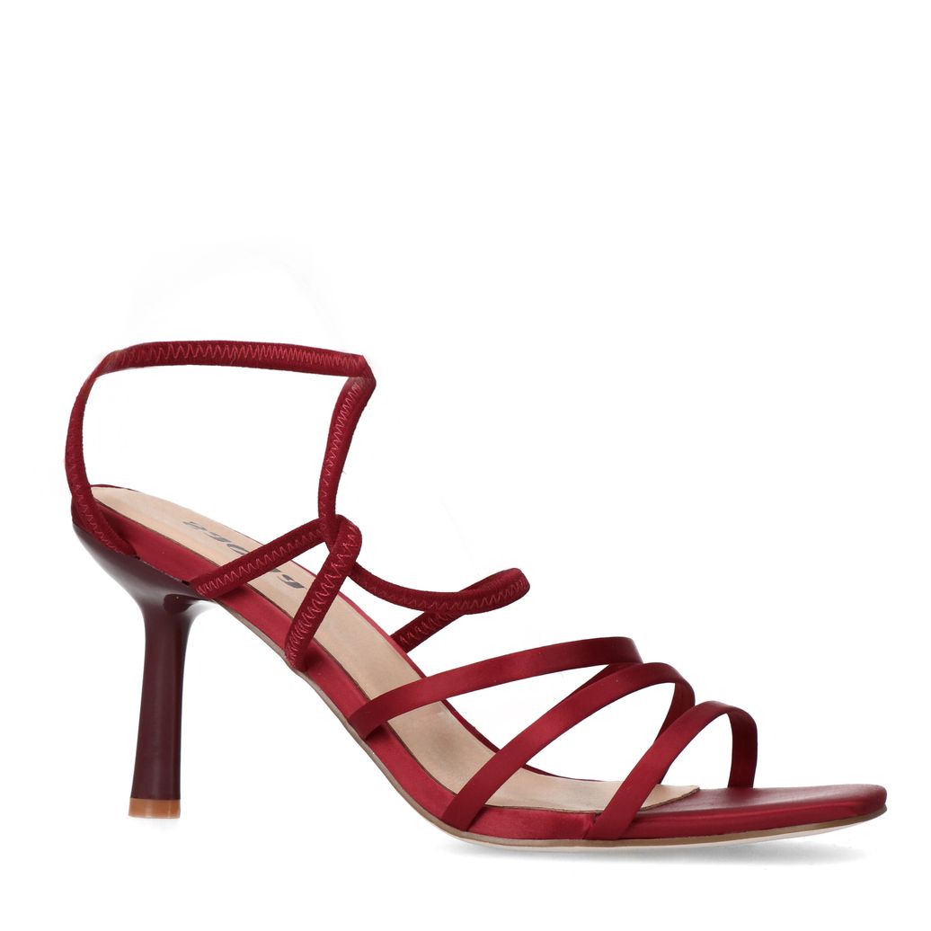 Sandales à talon - rouge