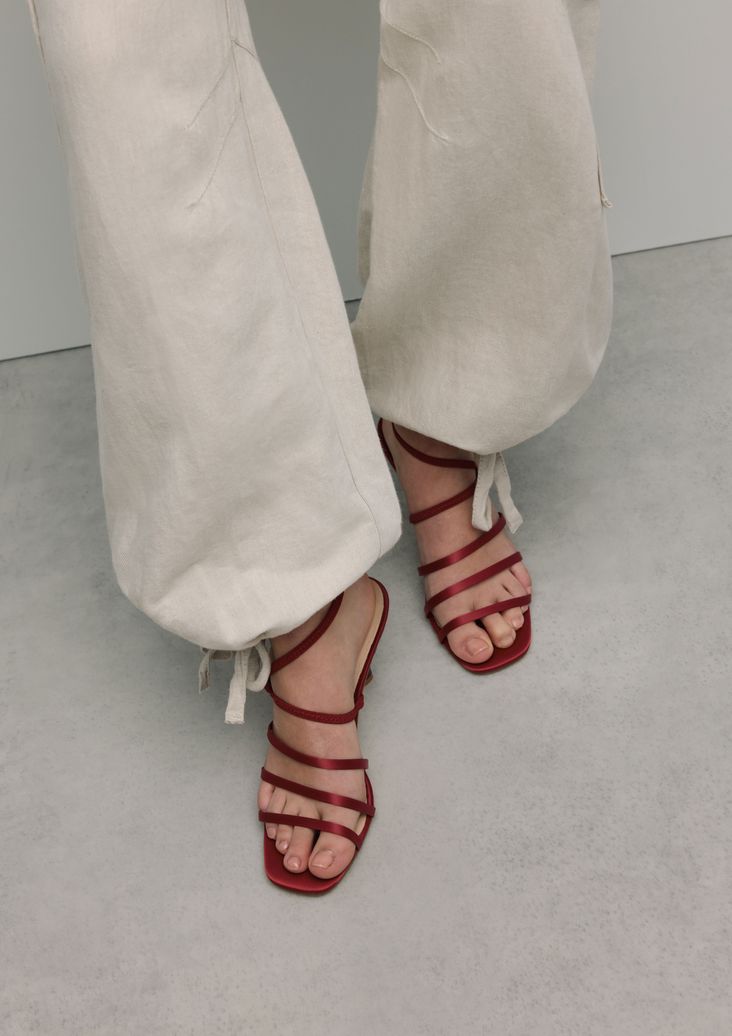 Sandales à talon - rouge